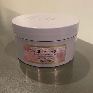 Bath and Body Works: Vanilla Ease Body Butter